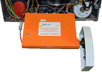 id.isar he30 +prog.pcb on pcb.frontview.gif